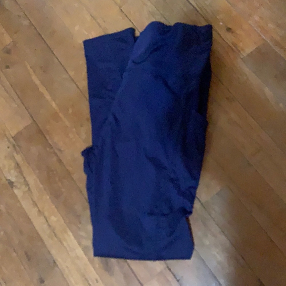 Blue leggings with pockets